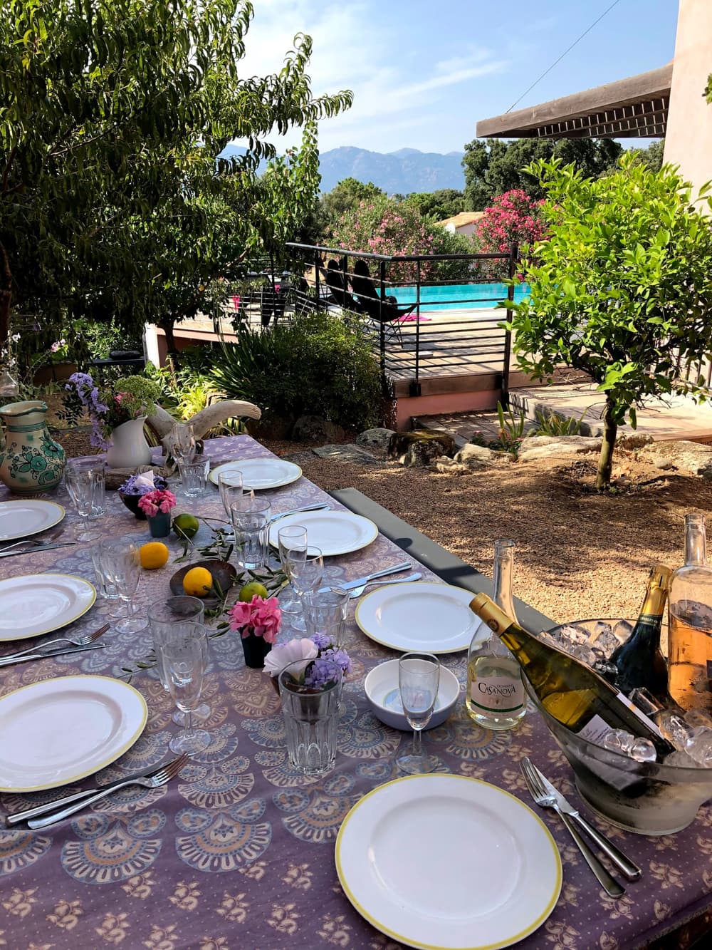 Le jardin et les abords — Casa Pugliesi